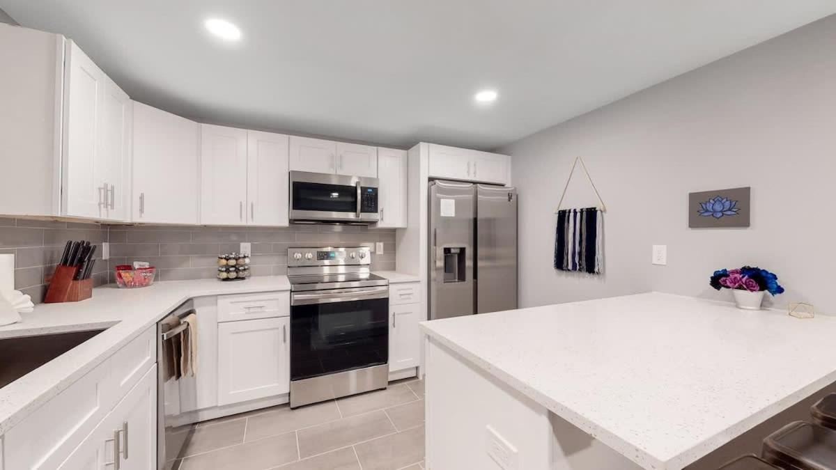 Spacious Lower Unit Updated Two King Beds In * Denver